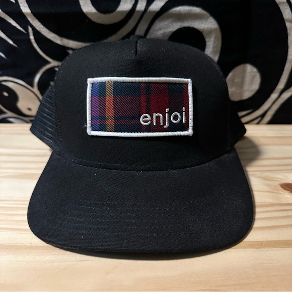 Enjoi Skateboard Brand Plaid Flannel Patch Black Snap Back Hat - Picture 1 of 4